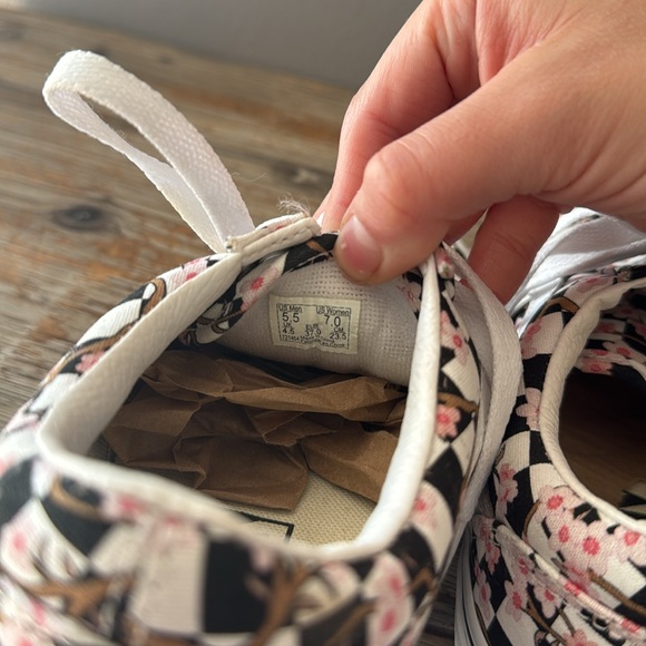 Vans Custom Cherry Checkerboard Size 7.5 - Picture 7 of 7